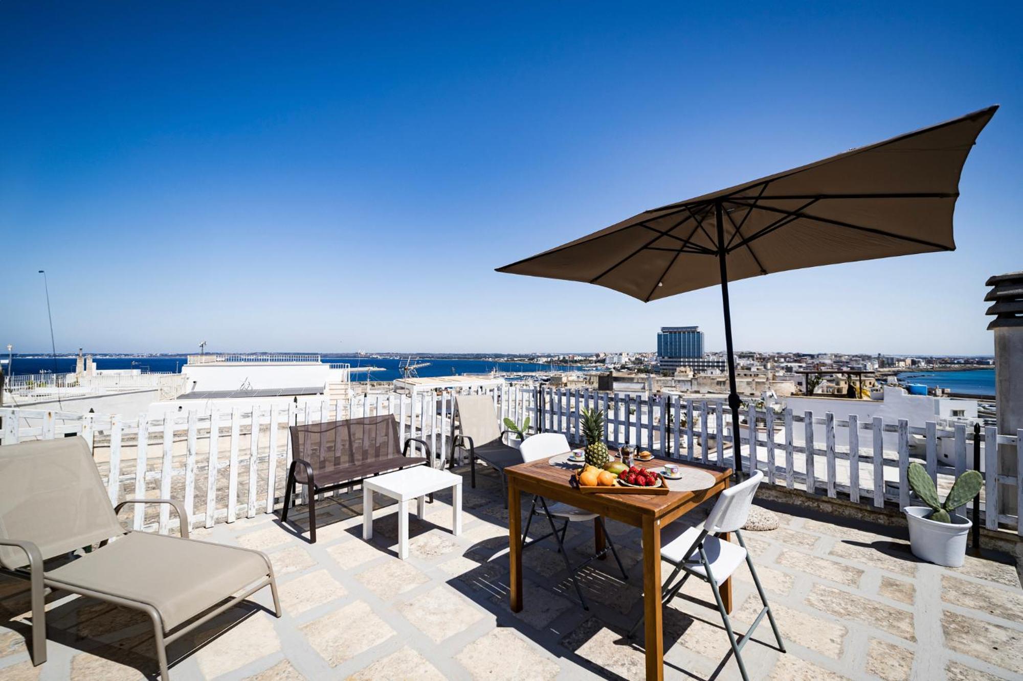 גאליפולי Corte De Maio - Exclusive Terrace - By Click Salento מראה חיצוני תמונה